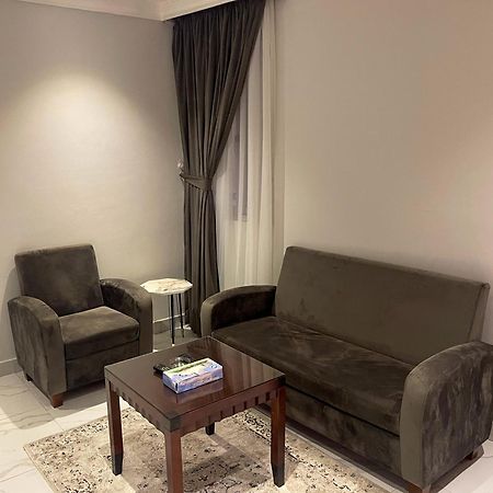 Continental Suite Farwaniya Kuwait City Ngoại thất bức ảnh