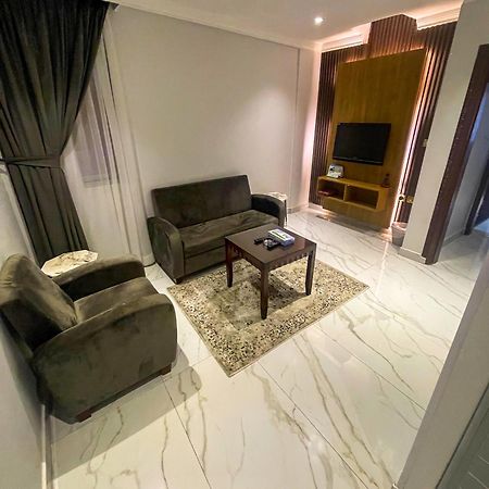 Continental Suite Farwaniya Kuwait City Ngoại thất bức ảnh