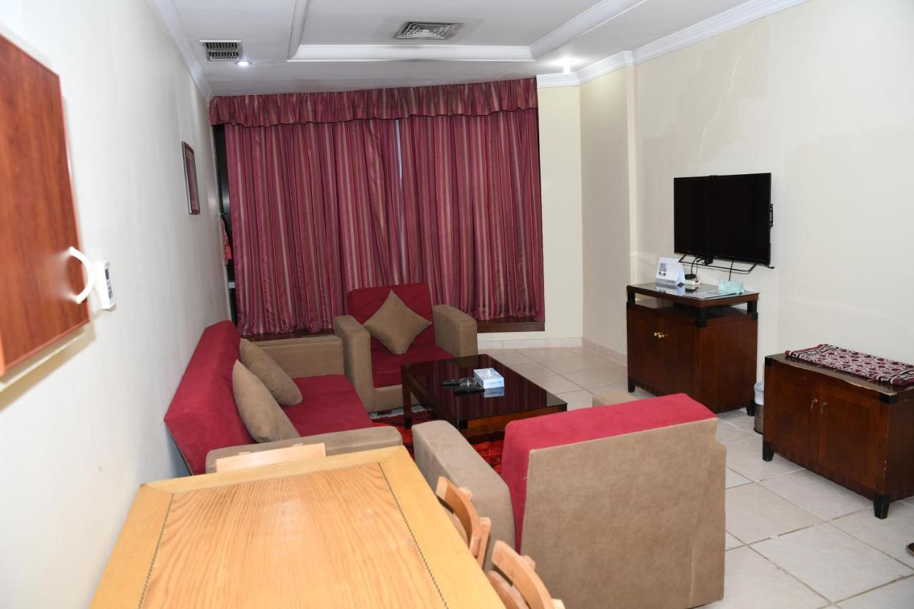 Continental Suite Farwaniya Kuwait City Ngoại thất bức ảnh